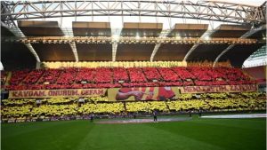 Kayserispor-Antalyaspor maçında Anneler Günü sürprizi