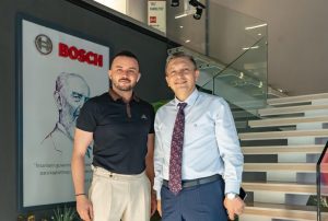 Antalya Valisi Hulusi Şahin Eşi Ebru Şahin Merve Elektronik Bosch Bayii’ni Ziyaret Etti