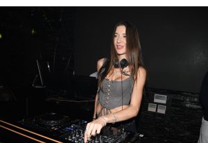 Soho Clubde  Dünyaca Ünlü Dj Olly Klars Rüzgarı Esti!