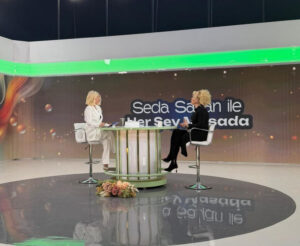 SEDA SAYAN’IN PROGRAMINDA ANTALYANINMIŞ İŞ KADINI PINAR KAHRAMAN KONUK OLDU!